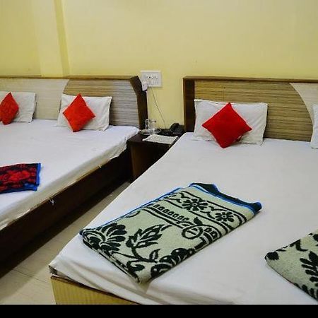 Hotel Bholenath Udždžain Exteriér fotografie